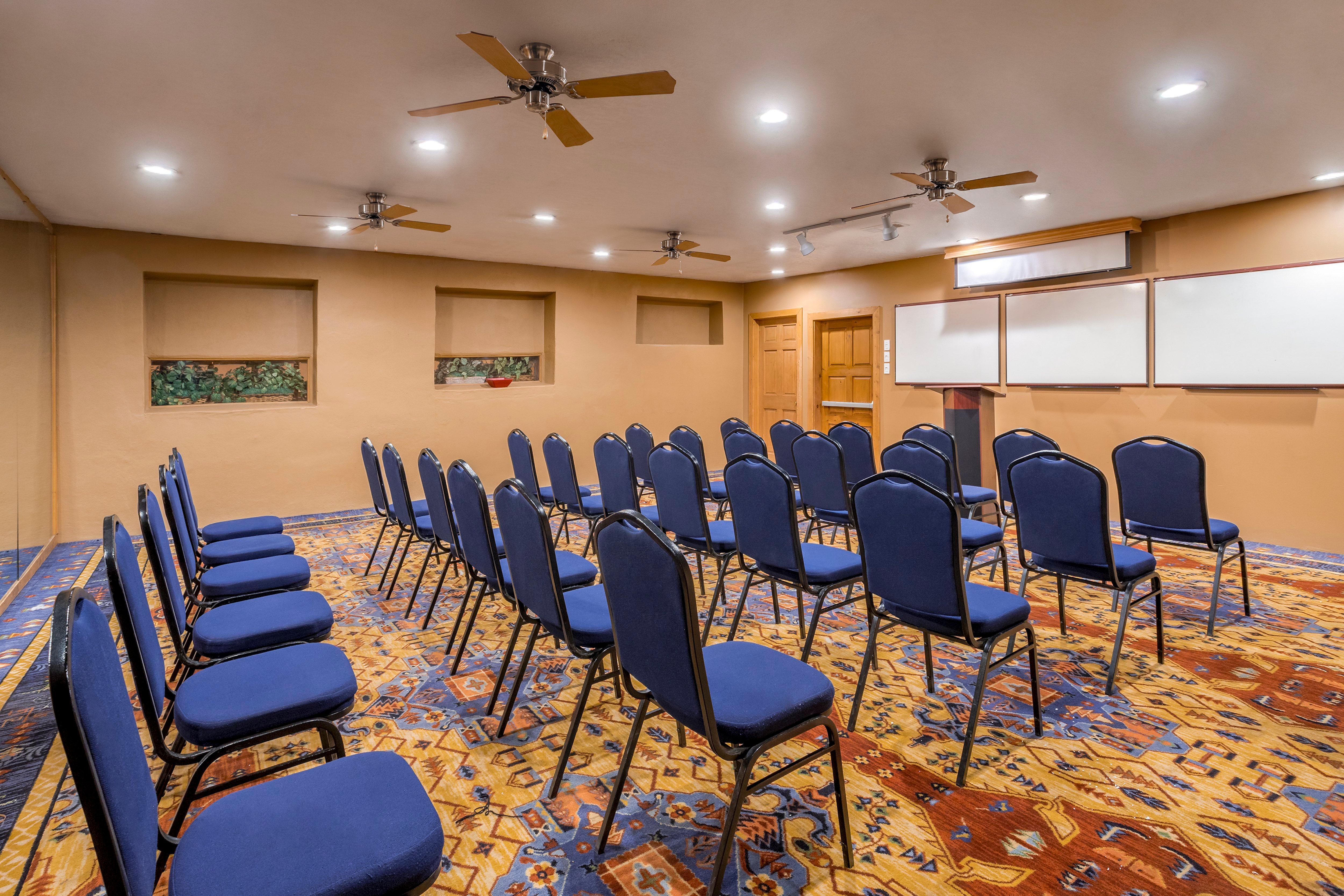 Holiday Inn Canyon De Chelly-Chinle By Ihg Екстериор снимка